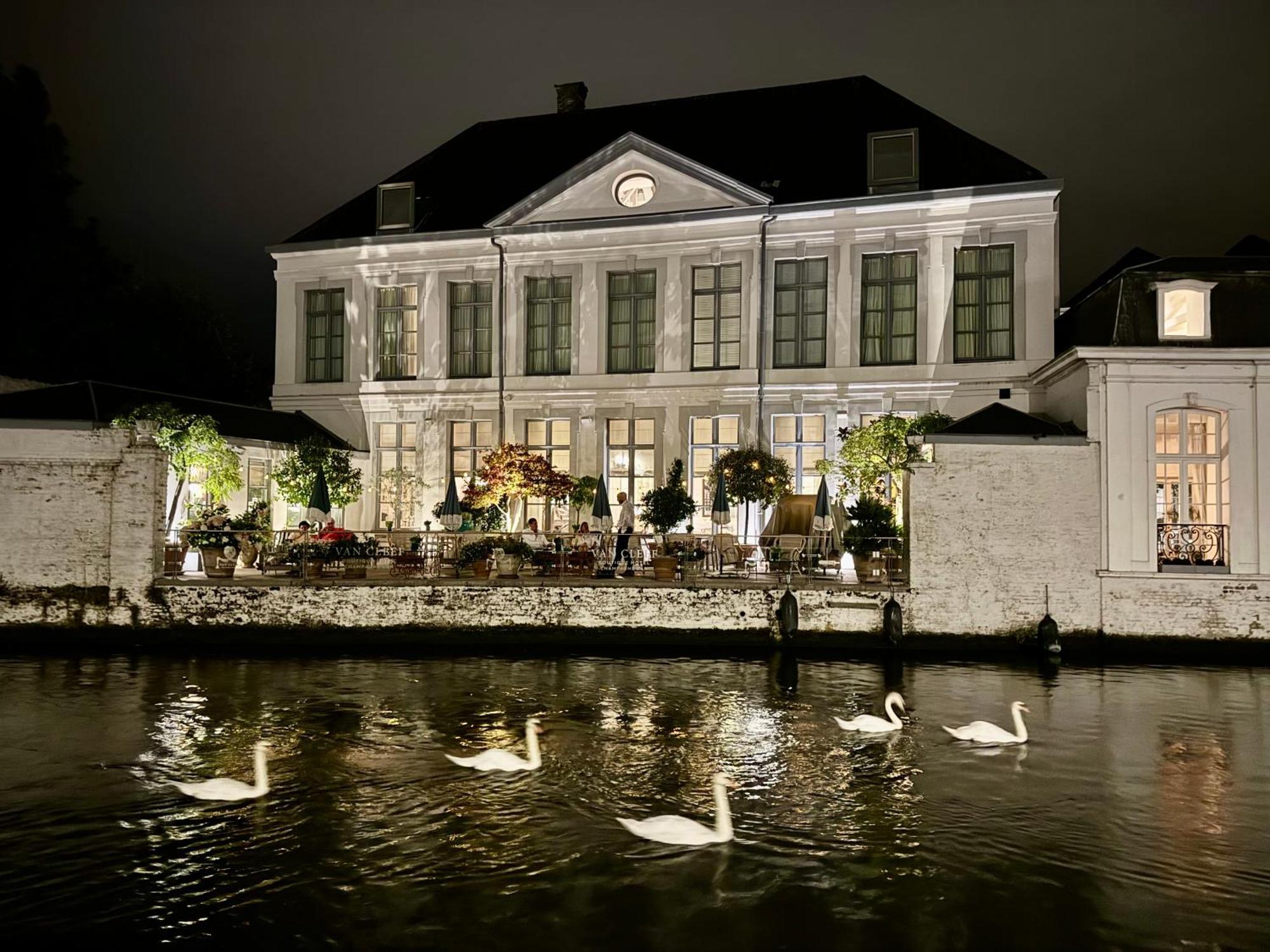 Sleeping Swan Bed & Breakfast Brugge Eksteriør bilde